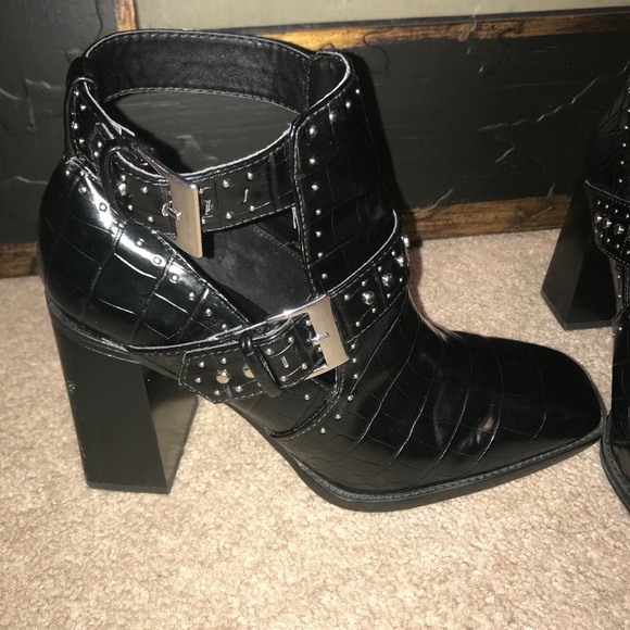 🥾 Zara Studded Boot Style Shoe H11 - Picture 3 of 3
